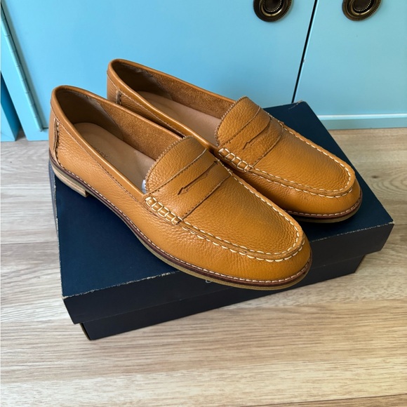 Sperry Shoes - NWOB Sperry leather loafers size 8.5